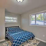 Centrally Located Atlanta Home With Yard!